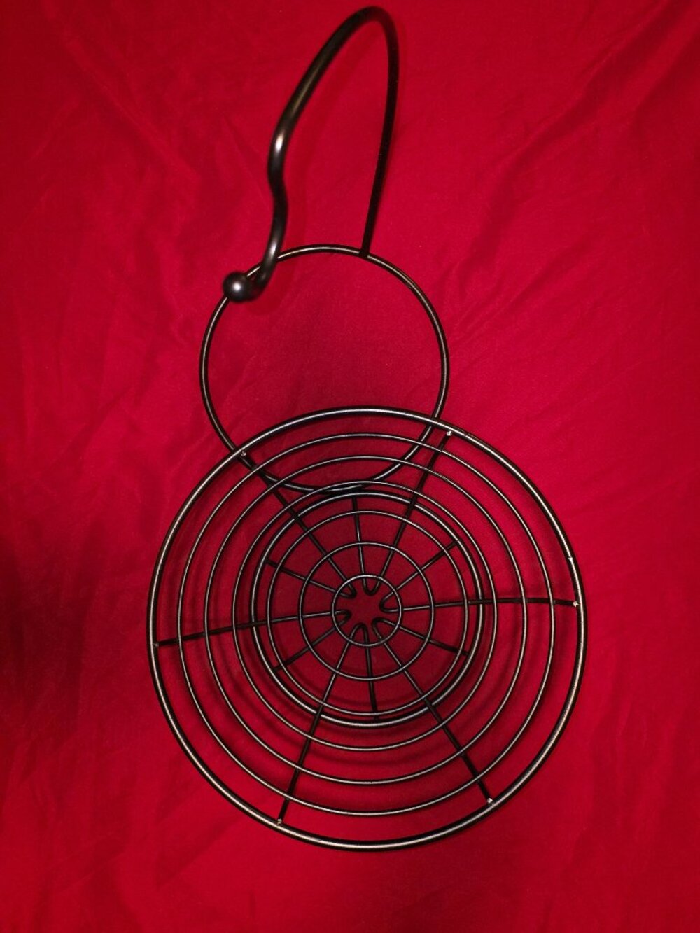 Heavy Metal 12" Countertop Fruit Basket with Detachable Banana Hanger